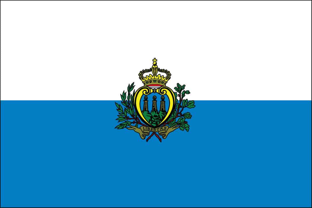 Флаг сан марино. San Marino флаг. Флаг Сан Марино фото. Сан Марино флаг анимация.